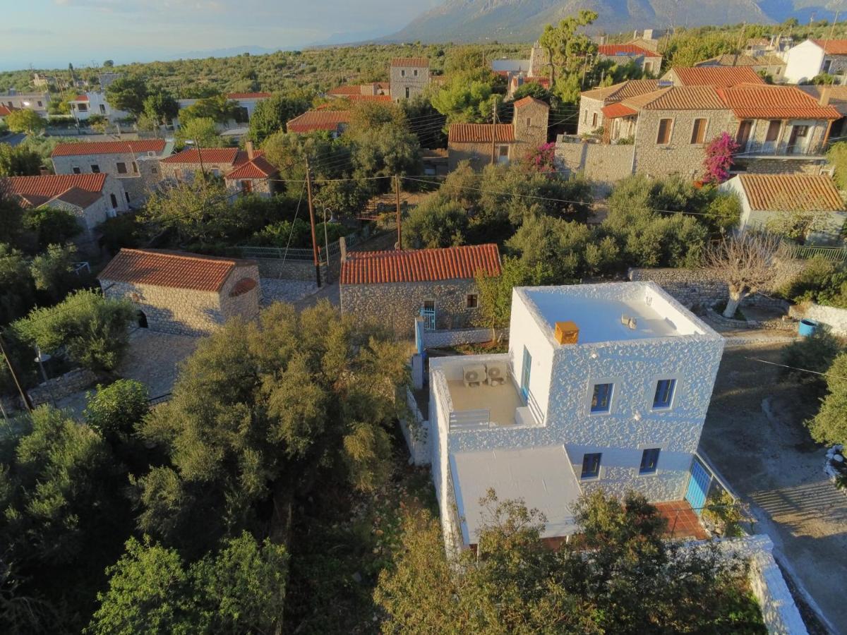Вилла Pyrgaki House Ареополис Экстерьер фото